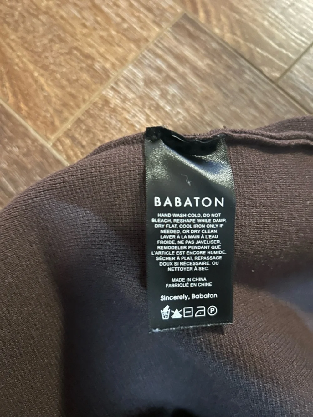 Aritzia Babaton Ronnie cardigan size xs - Picture 9 of 9